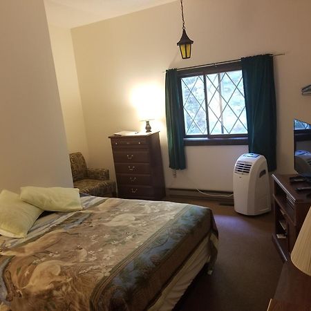 Kancamagus Swift River Inn 奥尔巴尼 客房 照片